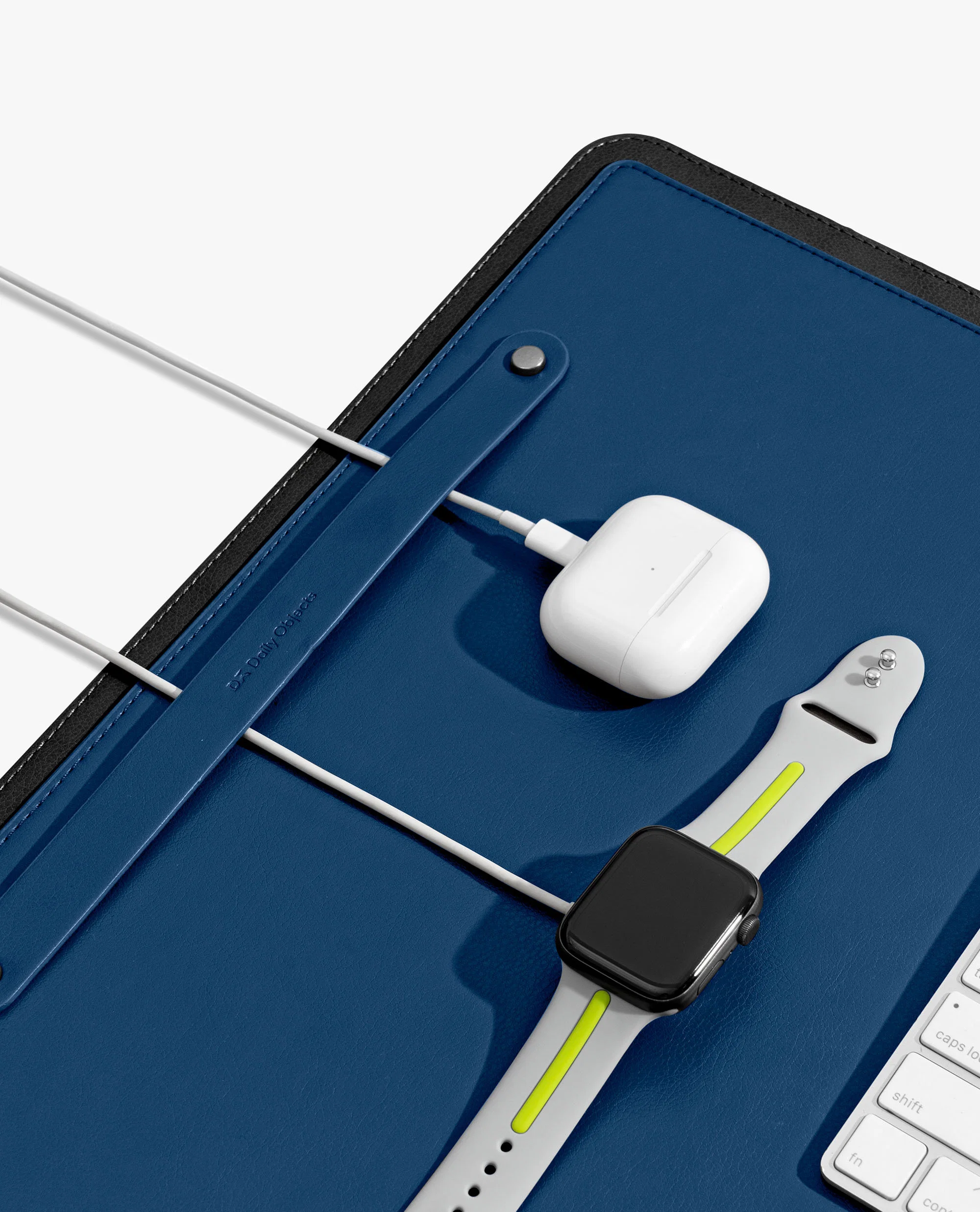Black-Blue Dart Organiser Desk Mat (r2) - Image 7